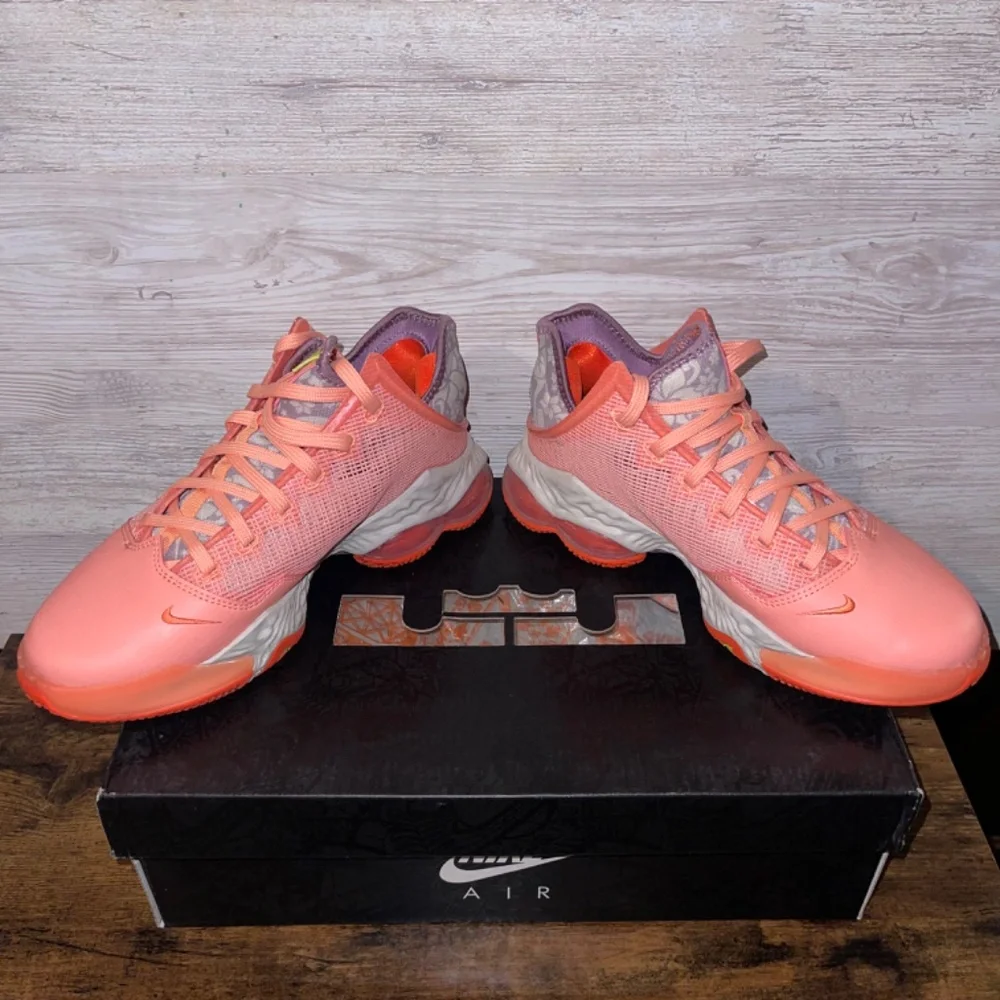 Nike LeBron 19 XIX Low Basketball Shoes - Men’s Size 6.5 //// Women’s Size 8 - Picture 4 of 9
